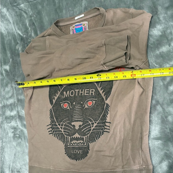 Mother Roar Brown Long Sleeve Shirt with Panther Graphic size S - Picture 8 of 11